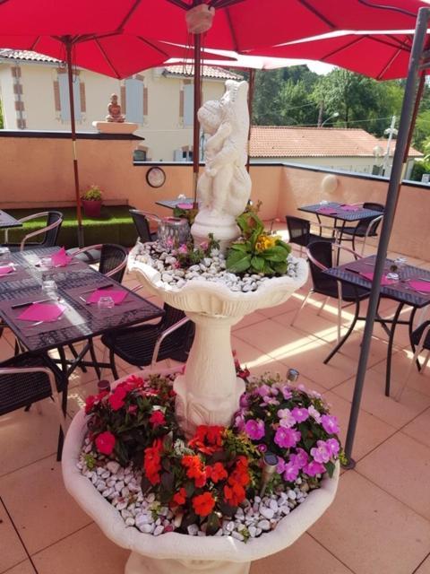Hotel Restaurant Les Kakis Barbotan-les-Thermes Exterior photo